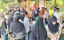 Polres Mentawai Bagikan Daging Qurban Kepada Masyarakat Hingga Daerah Sulit Terjangkau