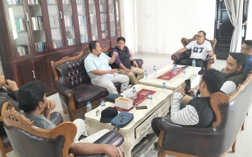 Bupati Rinto Canangkan Kebersihan Selama Pelaksanaan Poprov di Mentawai 